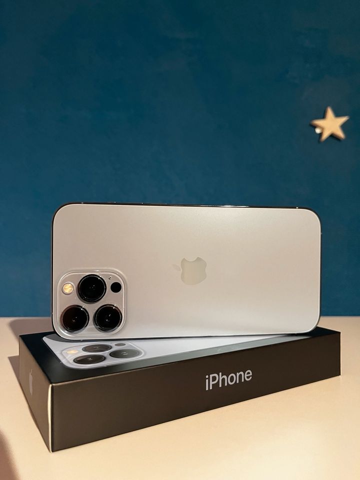 iPhone 13 Pro Max 256 GB Sierrablau Originalverpackung sehr gut in Bous