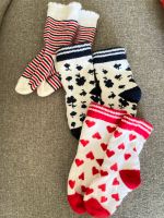 Baby Socken 56 Benetton Nordrhein-Westfalen - Meerbusch Vorschau