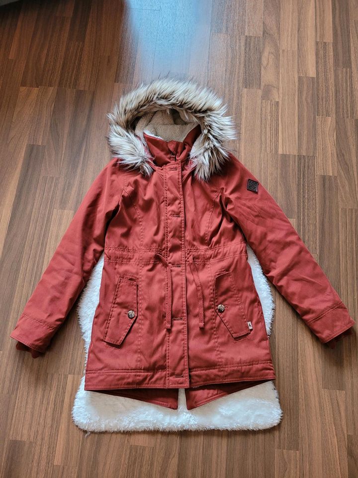 Hollister Winterjacke Gr.XS in Wolfsburg