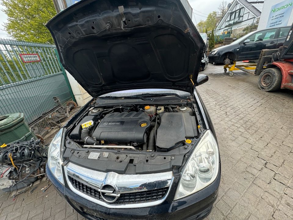 Opel Vectra B 1.6 74 KW Autoteile Ersatzteile Schlachtfest in Waldbröl