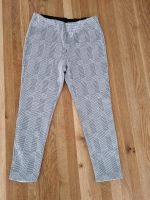 Esmara Damen 3/4 Hose Sommer weiß schwarz kariert Gr. 40 42 Strec Nordrhein-Westfalen - Rheinbach Vorschau