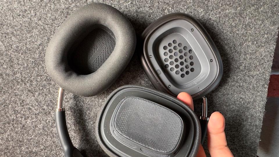 Verkaufe Apple AirPods Max in Silber | Teilweise Funktionsfähig in Worpswede