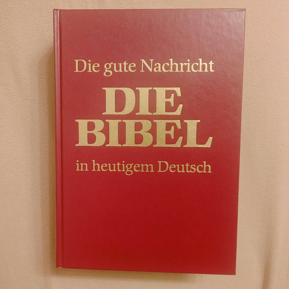 Die Bibel in heutigem Deutsch in Dresden