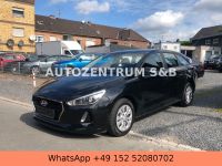 Hyundai i30 cw Select *1.HAND*TÜV NEU*SPURHALTEASSISTENT Nordrhein-Westfalen - Hückelhoven Vorschau