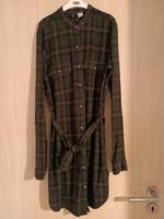 Kleid mit Gürtel in Gr. 34 von H&M Bayern - Plattling Vorschau
