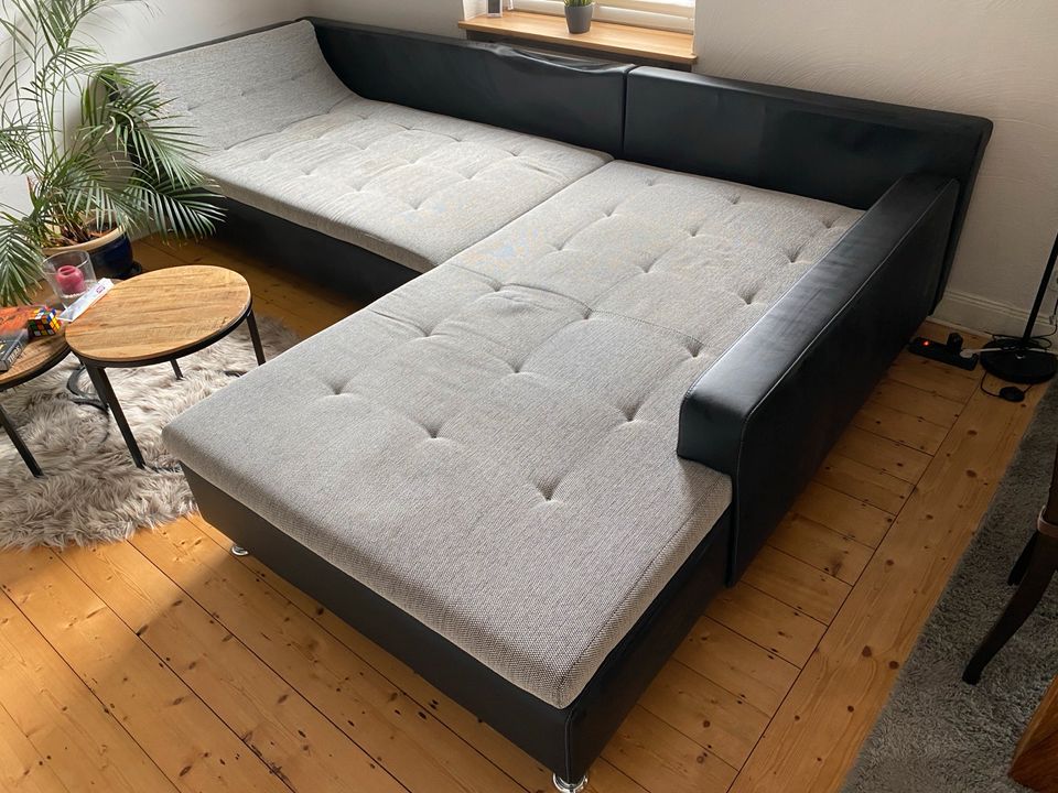 Sofa Couch Wohnlandschaft - Stoff Kunstleder - Schwarz Grau in Limburg
