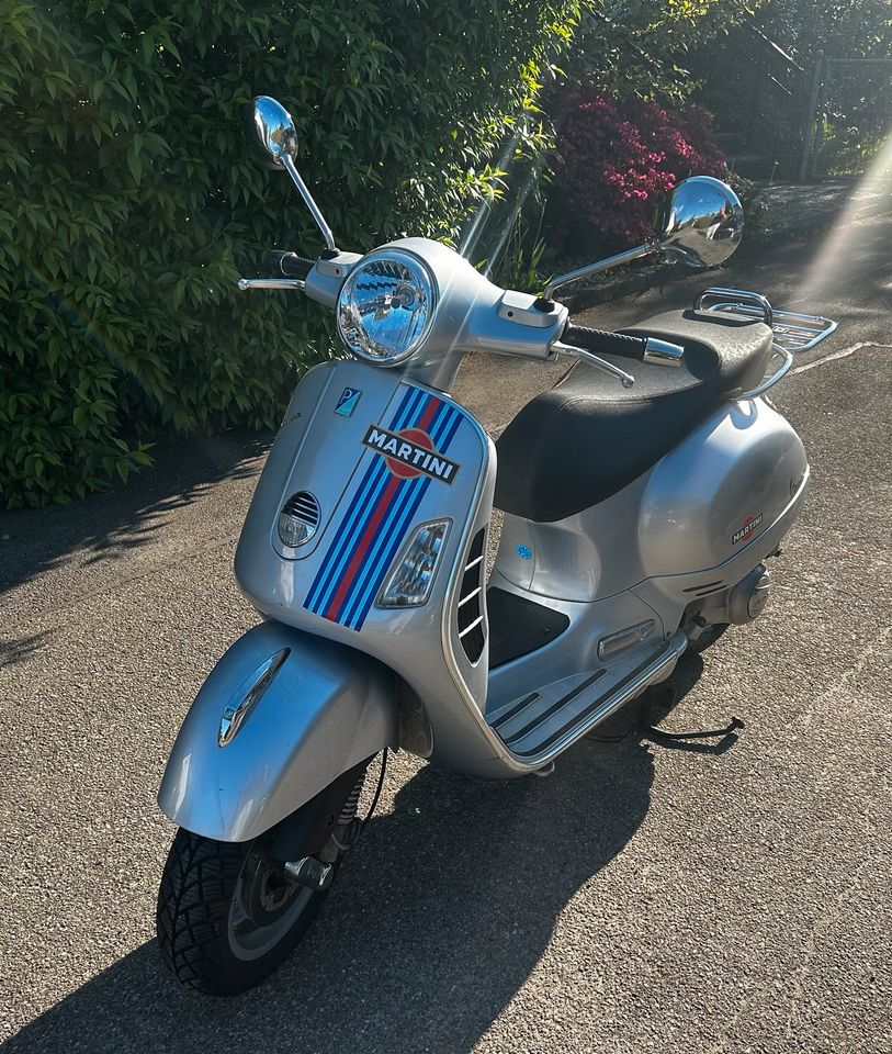 Vespa 125 GTS in Allmersbach