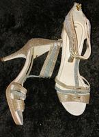 Pumps Highheels Sandaletten Gr. 39 Tamaris neu Bayern - Straubing Vorschau