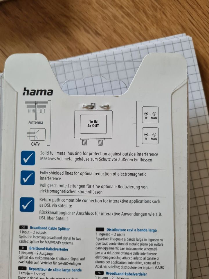 NEU Hama Breitband Kabelverteiler Antennenverteiler zweifach in Hamburg