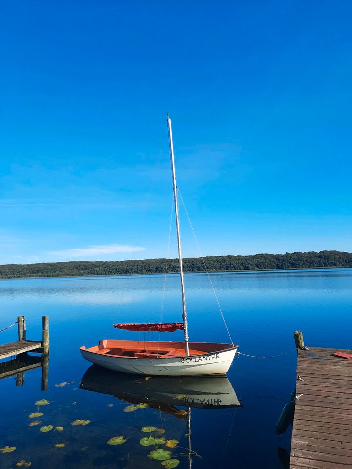 Schwedisches Angel-, Ruder-, Motor-, Segelboot in Berkenthin