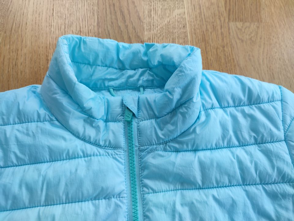 H&M 152 Sport Steppjacke hellblau in Sersheim