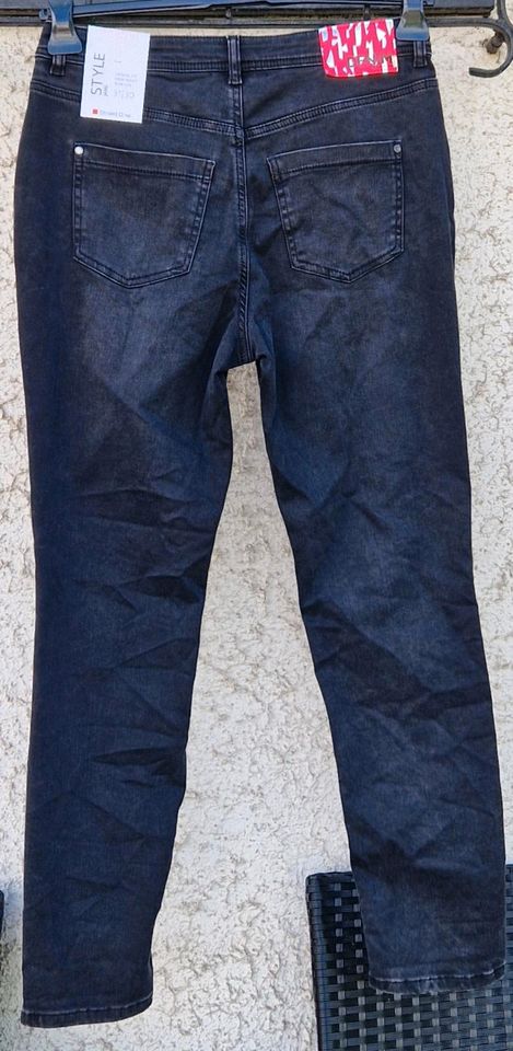 Street One Jeans W31 L30 neu mit Etikett in Dillingen (Saar)