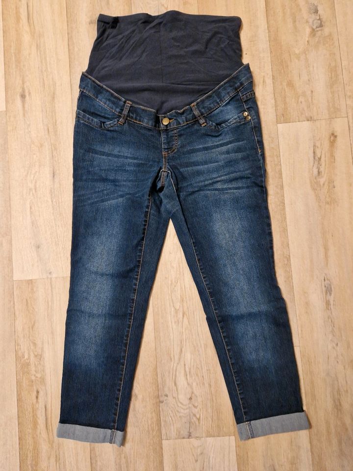 Umstandsmode/Jeans in Annaburg