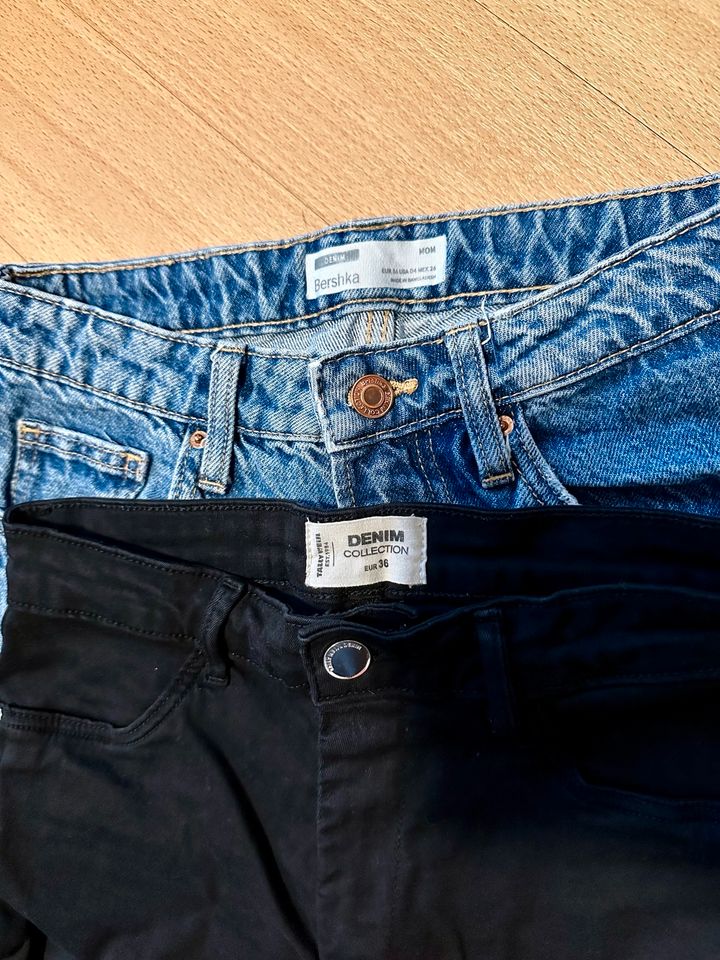 Bershka Mom Jeans 36 Gürtel H&M S Hot Pants Shorts Denim neu in Mülheim (Ruhr)