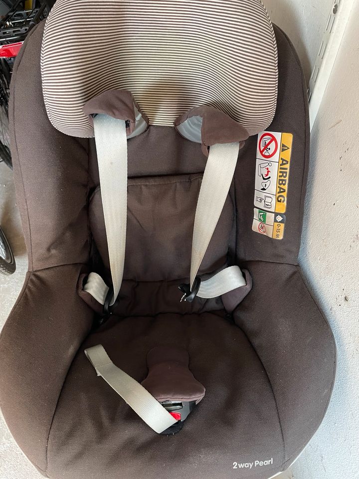 Kindersitz Maxi Cosi 2 way Pearl inkl Isofix 2 way fix in Riegelsberg