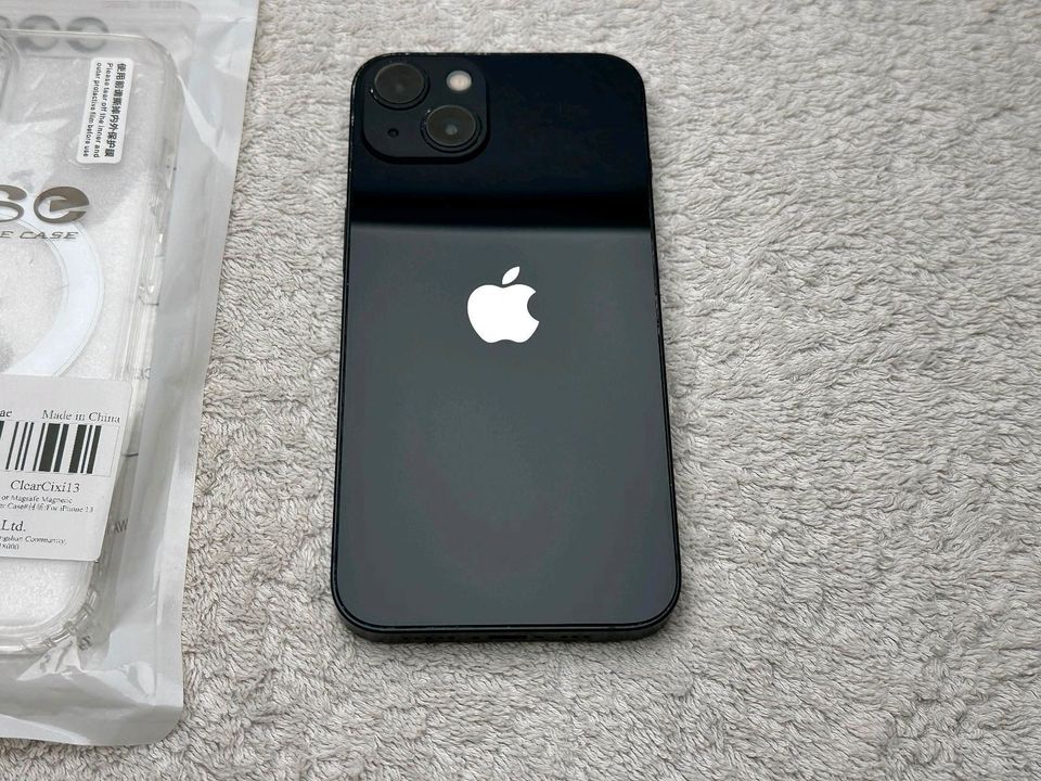 Apple iPhone 13 128GB Schwarz Midnight 100% Akku in Rüthen