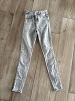 Only Jeans Grau 32 / S / 152 Brandenburg - Schönefeld Vorschau