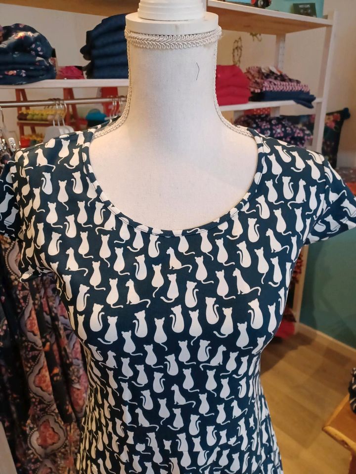 Cissi och selma Kleid,  Katzen, S, M,  L und XL in Remscheid