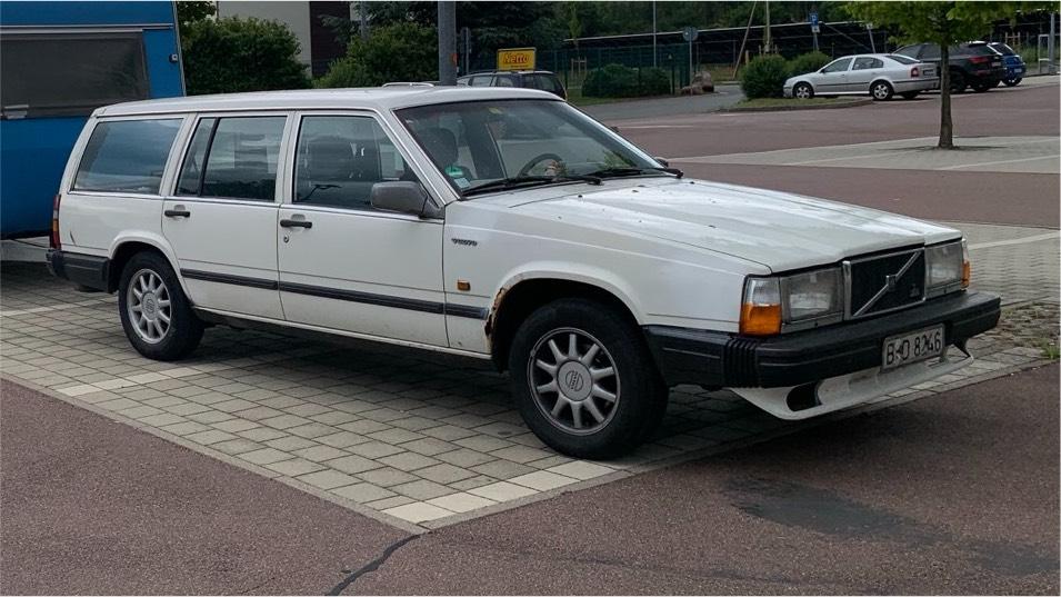 Abbildung des Autos Volvo 740, gl, EZ 88, tü…