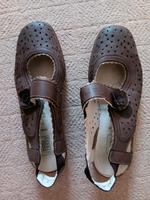 4 Paar Damensandalen Gr 38 und 38,5 Niedersachsen - Lehre Vorschau