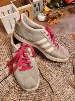 Adidas Sneaker Damen 36/37 Rheinland-Pfalz - Langenhahn Vorschau