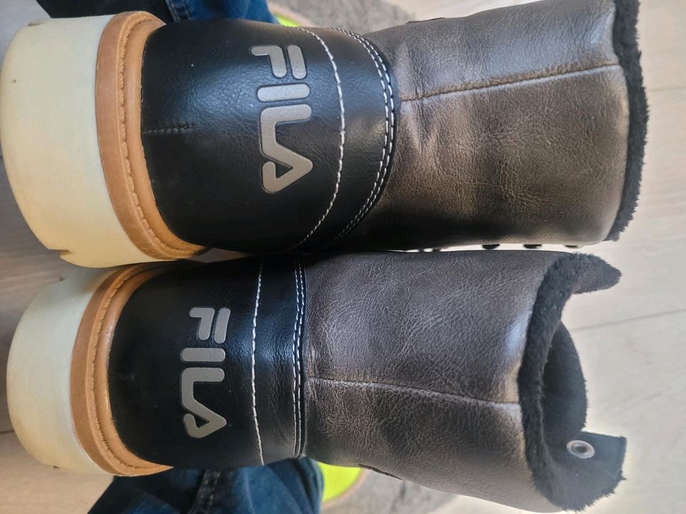 FILA Boots Winterstiefel Größe 9,5 = 44 in Weilrod 