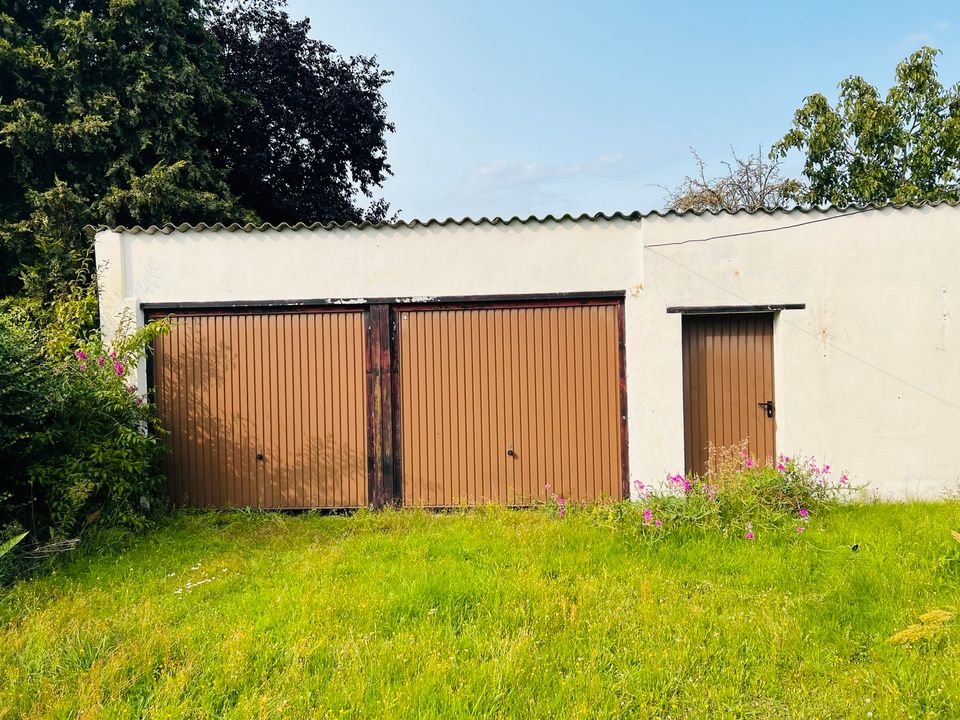 Einfamilienhaus mit Nebengelass auf großen Grundstück in Angern in Angern