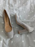 tolle Damen echt Wildleder pumps gr 40 von Buffalo London Bayern - Ingolstadt Vorschau