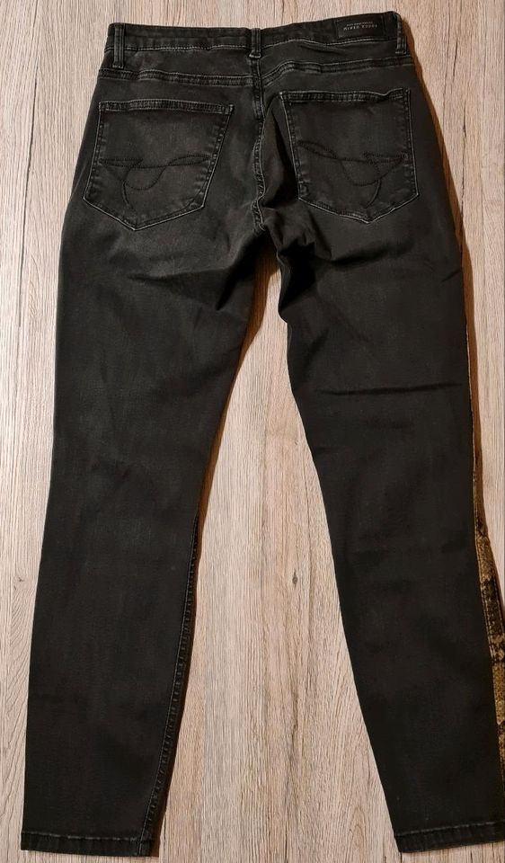 Soccx Jeans Gr.30 inklusive Versand in Herzfelde