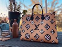 LOUIS VUITTON Onthego GM Monogram M45815 „Wild at Heart“ Arizona Hessen - Gießen Vorschau