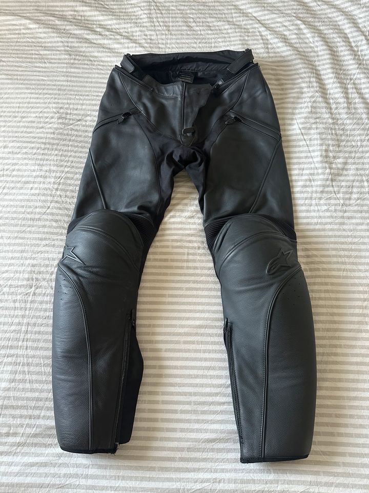 Damen Motorrad Lederhose Alpinestars in Berlin