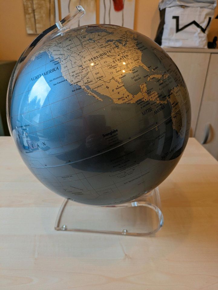 Globus von Firma Scanglobe in Augsburg