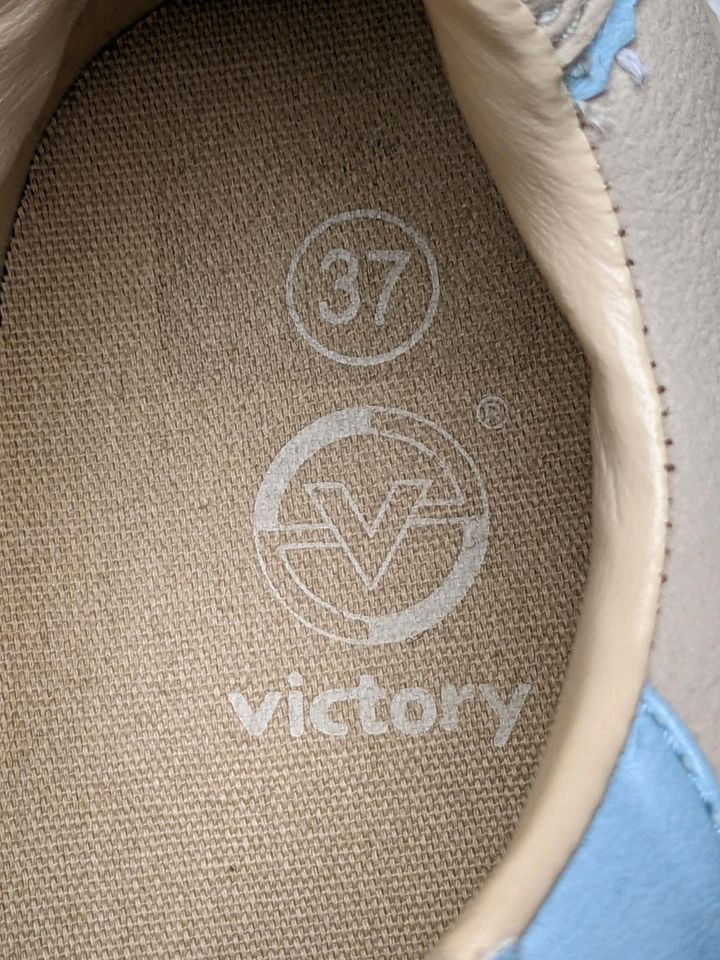 Turnschuhe von Victory Größe 37 NEU in Bad Klosterlausnitz