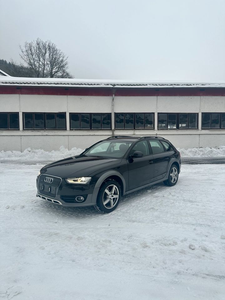 Audi A4 Allroad 3.0 TDI Quattro in Floh-Seligenthal