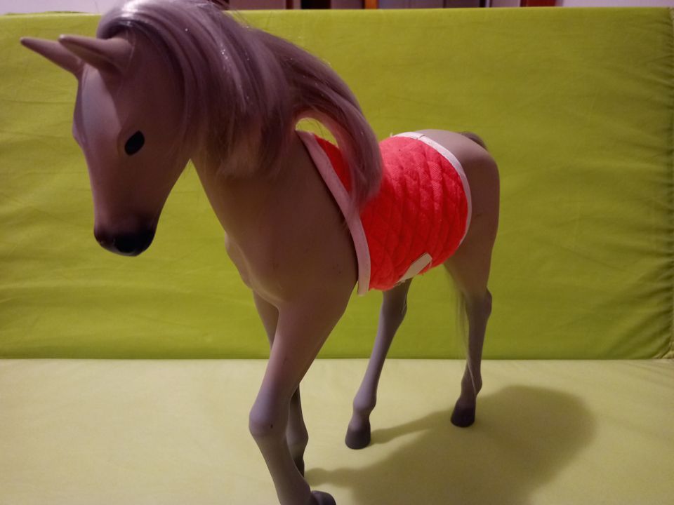 Puppen-Barbie Fohlen Pferd in Düsseldorf