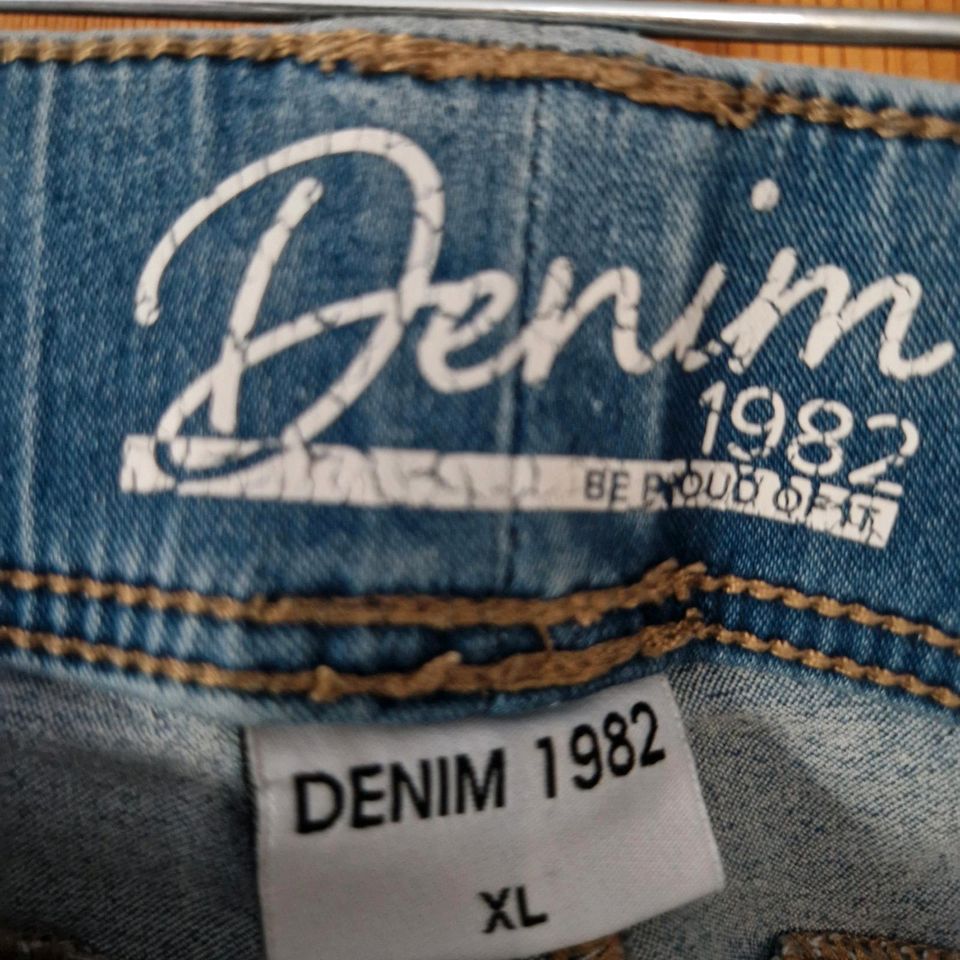 Jeans hellblau in Hagen