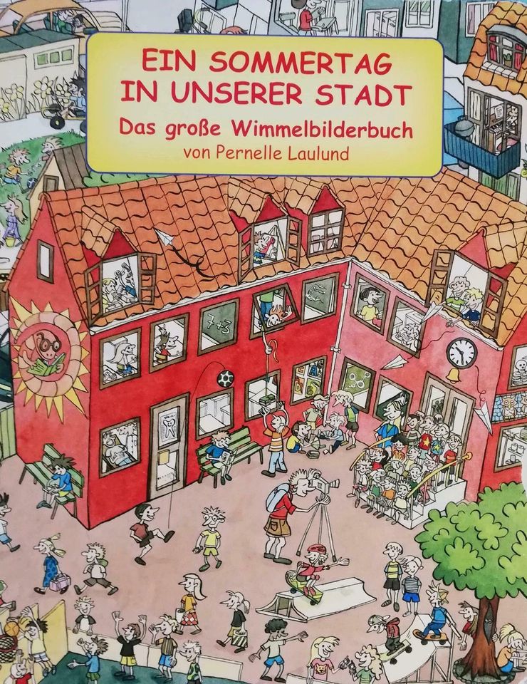 Das große Wimmelbuch "Ein Sommertag in unserer Stadt" in Waiblingen