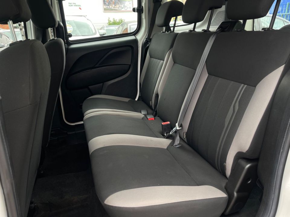 Fiat Doblo Doblò Easy 7 Sitzer | CNG | Klima | Navi in Euskirchen