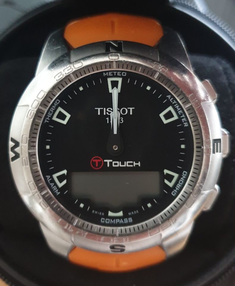 TISSOT T-Touch II Edelstahl mit Kautschukband orange in München