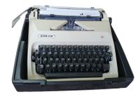 Vintage Schreibmaschine Adler international 2000 Typewriter Niedersachsen - Wietmarschen Vorschau