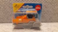 SIKU/1333/Asphaltfertiger/1:87/orange/Matthäi/Original verpackt Niedersachsen - Wilhelmshaven Vorschau