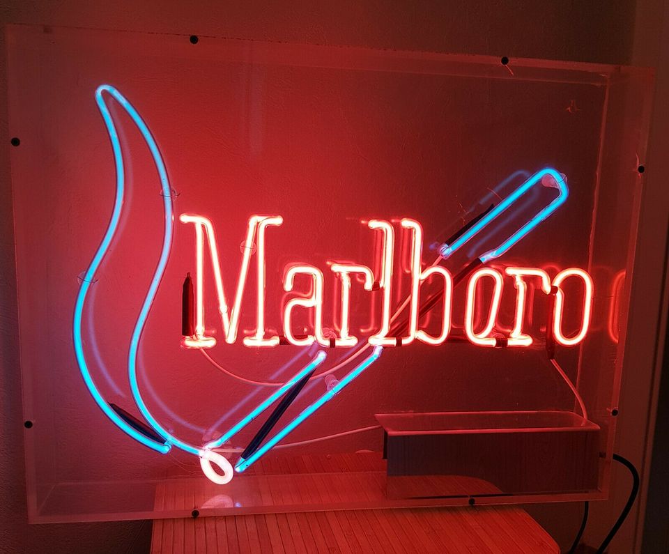 >RAR< Marlboro Zigarette Neon Leuchtreklame Werbeschild Leuchte in Burgau