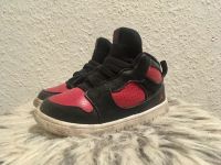 Jordan Sneakers, schwarz/rot, Gr. 25 Pankow - Weissensee Vorschau