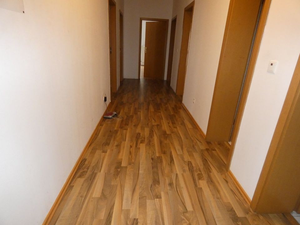 Helle 3-Zimmer-Wohnung mit Balkon und Einbauküche (ID 201/WE9) in Bodenwöhr