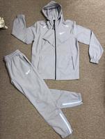 Nike Miller Anzug Duisburg - Duisburg-Mitte Vorschau