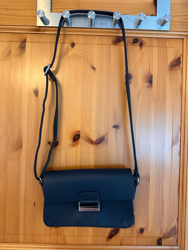 Gerry Weber Handtasche in blau aus Kunstleder in Schortens