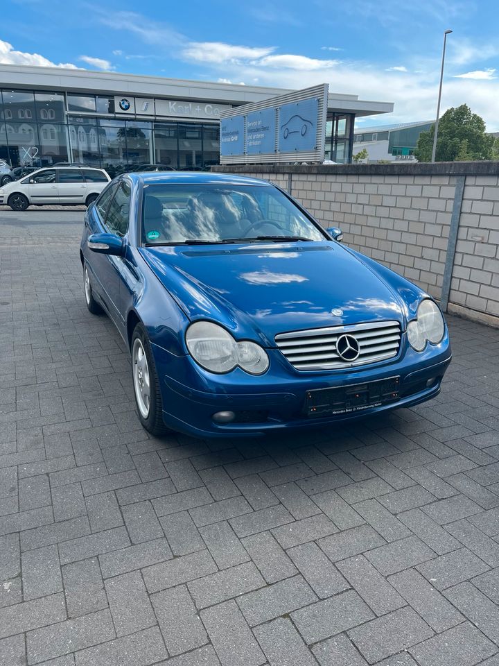 Mercedes-Benz W203 C320 CL Coupe Sportcoupe // INSP & TÜV NEU in Rüsselsheim