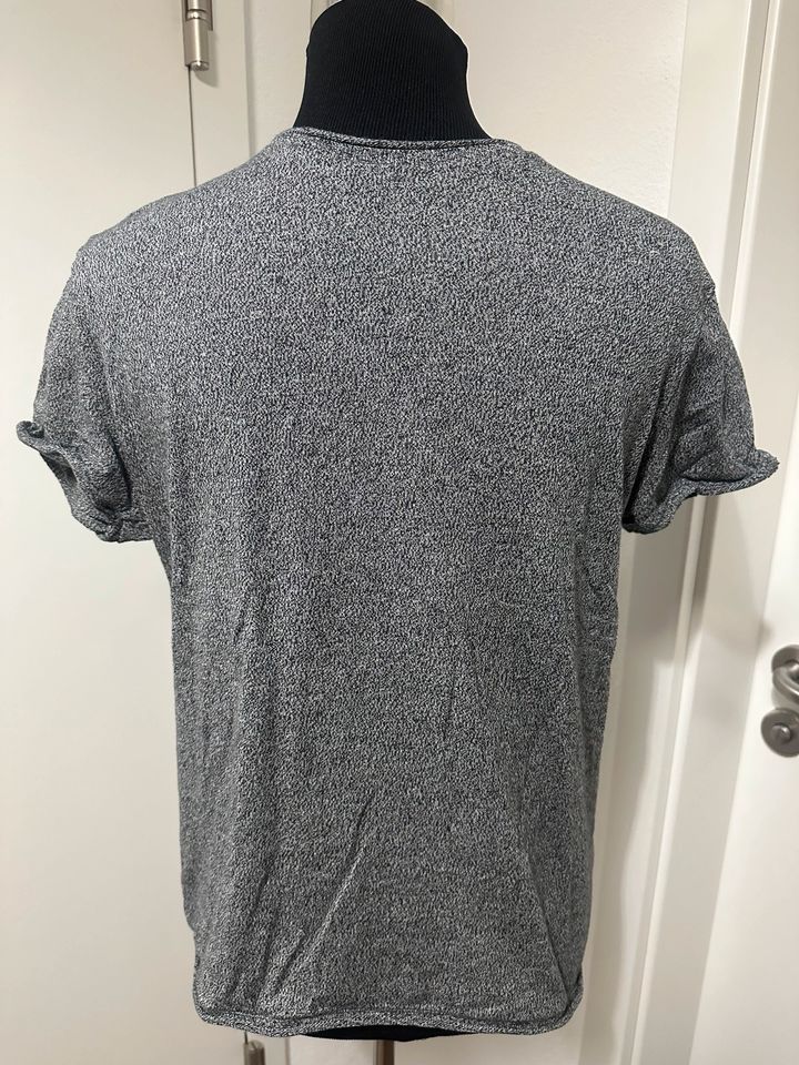 Zara T Shirt Herren in München