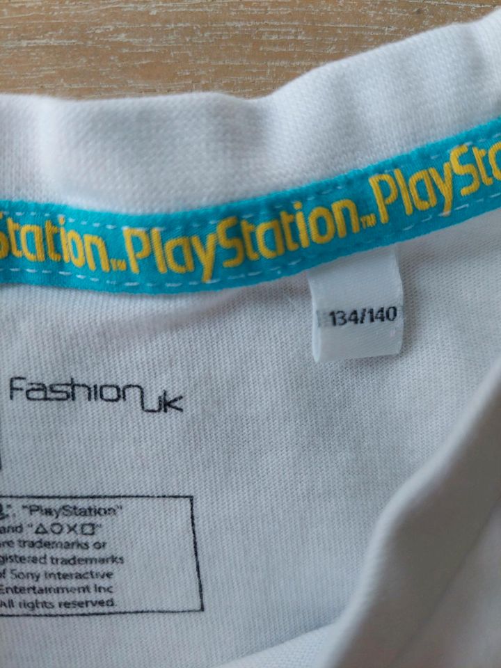 Playstation T-Shirt's Gr. 134/140 in Gelsenkirchen