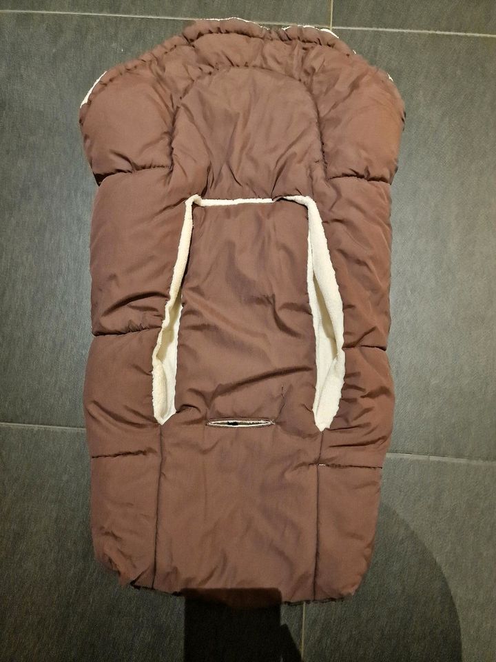 Concept Wintersack Maxi Cosi Babyschale Auto unisex Winter in Dresden